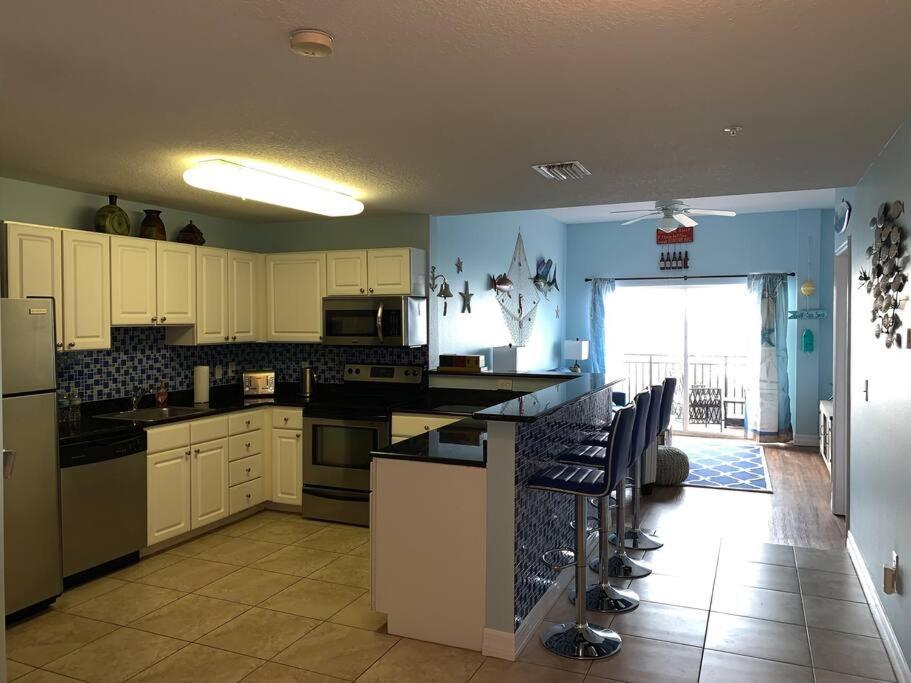 Gulf Coast Gold Private Condo - 2Bed, 2Bath, Sleep 6, Across Street From Beach, Balcony Views Of Sunsets, Beach & Gulf, Pool, Gym セント・ピート・ビーチ エクステリア 写真