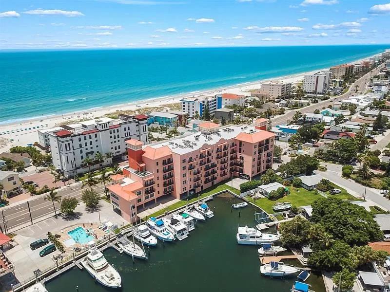 Gulf Coast Gold Private Condo - 2Bed, 2Bath, Sleep 6, Across Street From Beach, Balcony Views Of Sunsets, Beach & Gulf, Pool, Gym セント・ピート・ビーチ エクステリア 写真