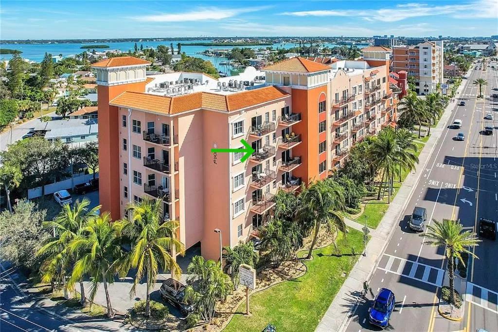 Gulf Coast Gold Private Condo - 2Bed, 2Bath, Sleep 6, Across Street From Beach, Balcony Views Of Sunsets, Beach & Gulf, Pool, Gym セント・ピート・ビーチ エクステリア 写真